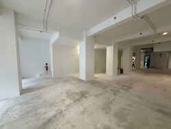 North Canal Road (D1), Retail #599580671